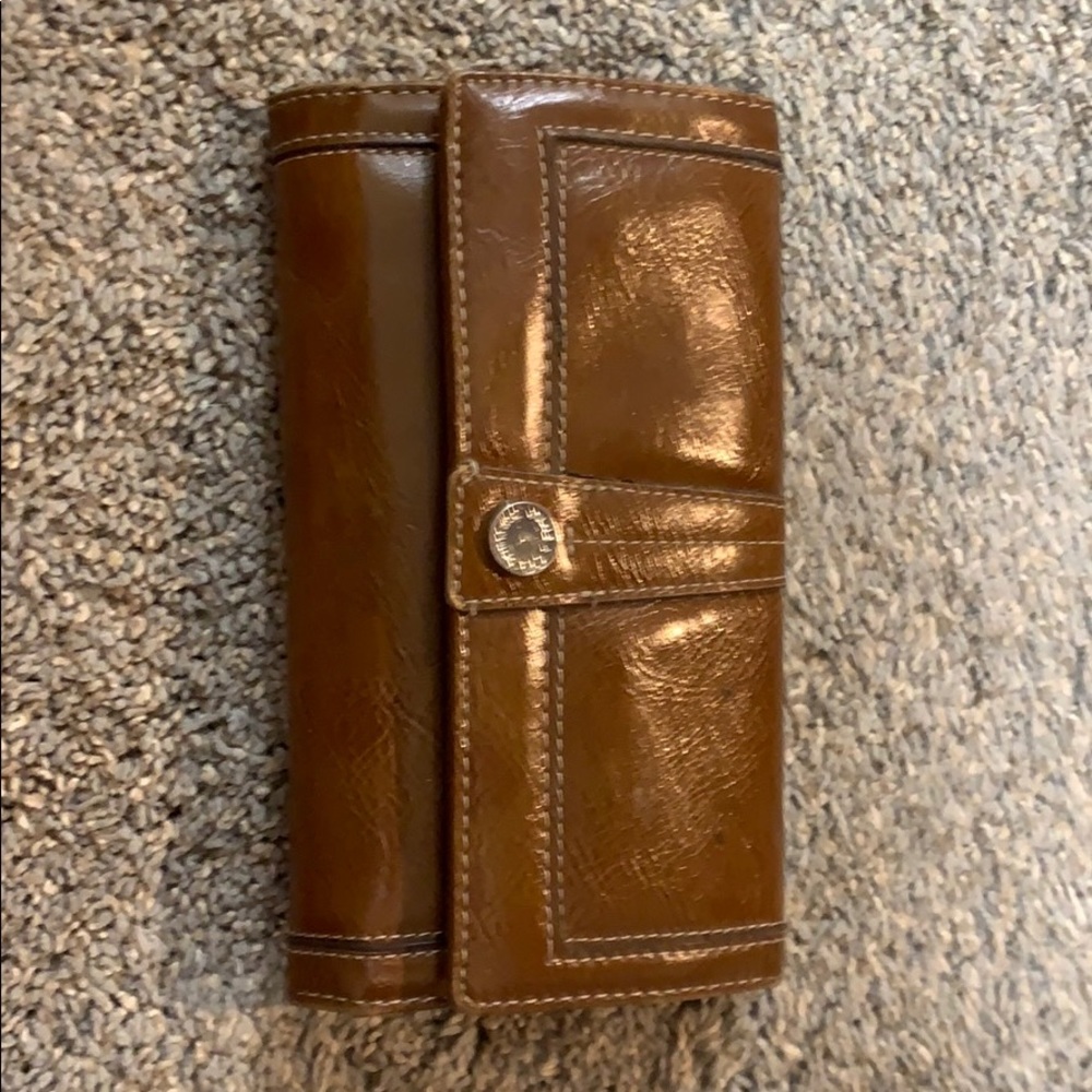nine and co. wallet